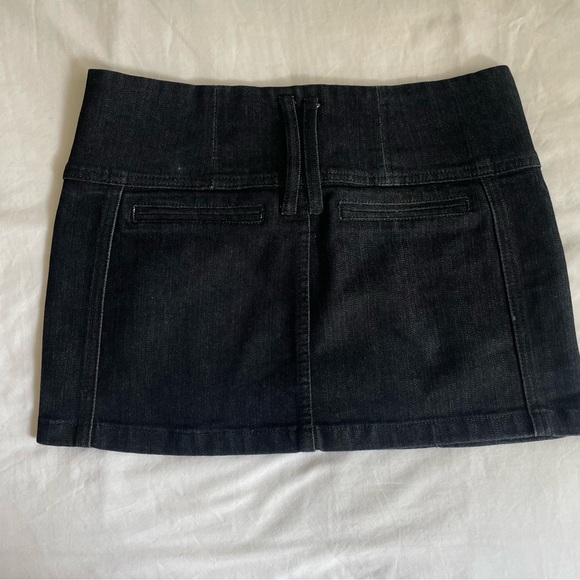 Low waisted dark deni mini skirt - Picture 5 of 6